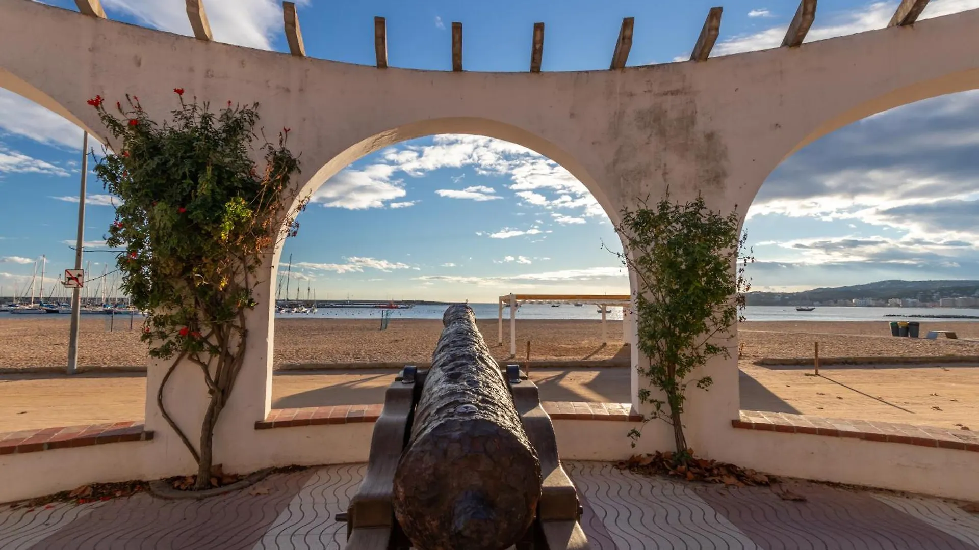 Acogedor Apartamento Junto Al Mar パラモス 0*,